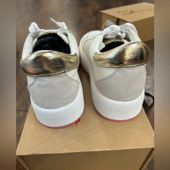 NWB Vintage Havana fashion sneakers - Picture 4 of 7